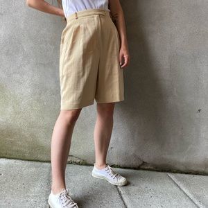 SOLD🔅Vintage 80s yellow pinstriped shorts